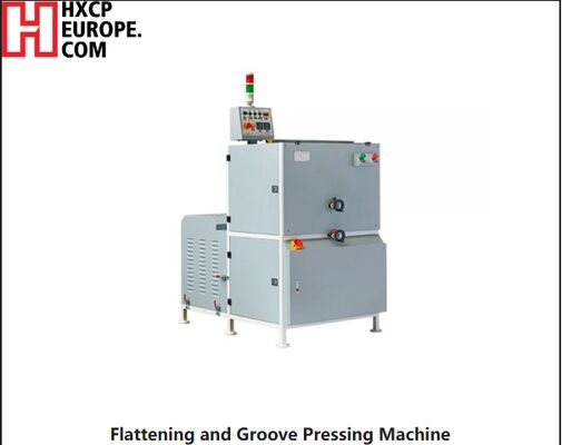 Flatten- en groefpersmachine voor de verwerking van hardcoverboeken
