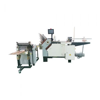 Miniatuur buckel vouwmachine die vouwoplossingen biedt voor B2 velgrootte materialen in druk- en digitale centra